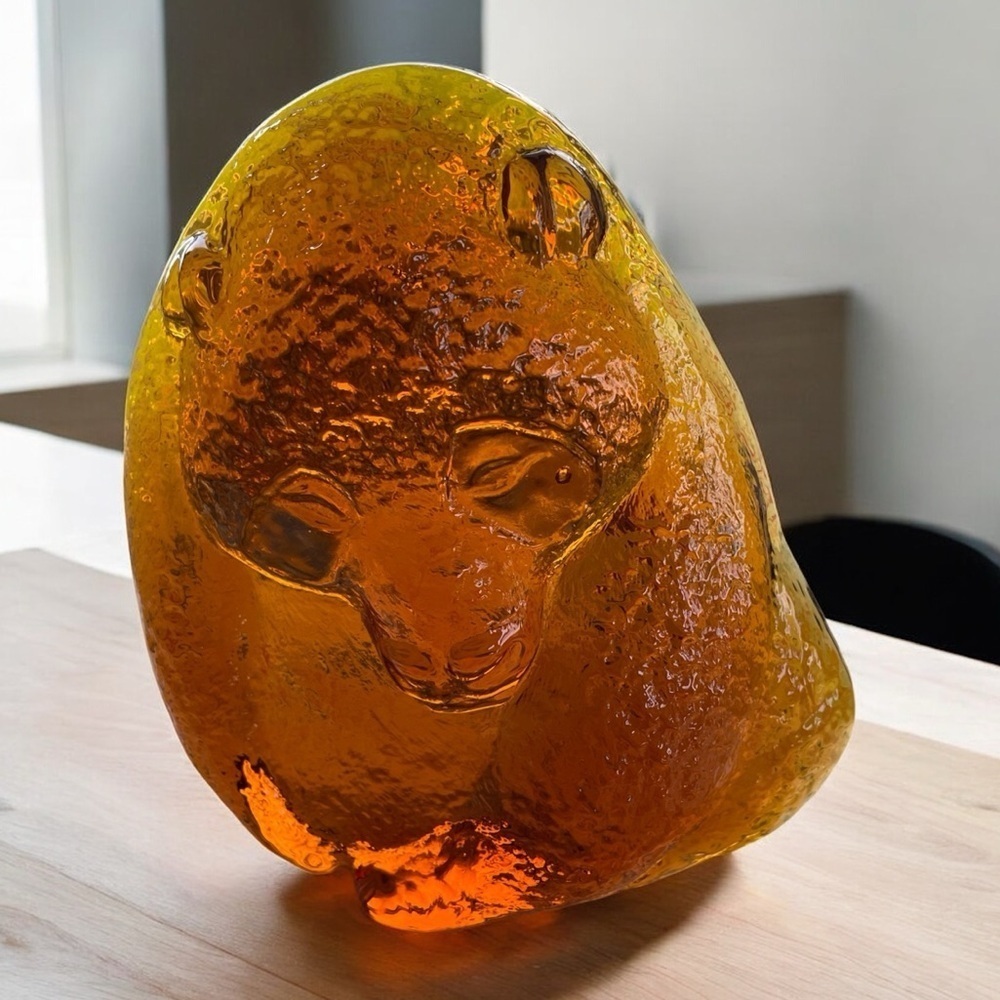Viking Glass bear paperweight/bookend, amber colored, vintage